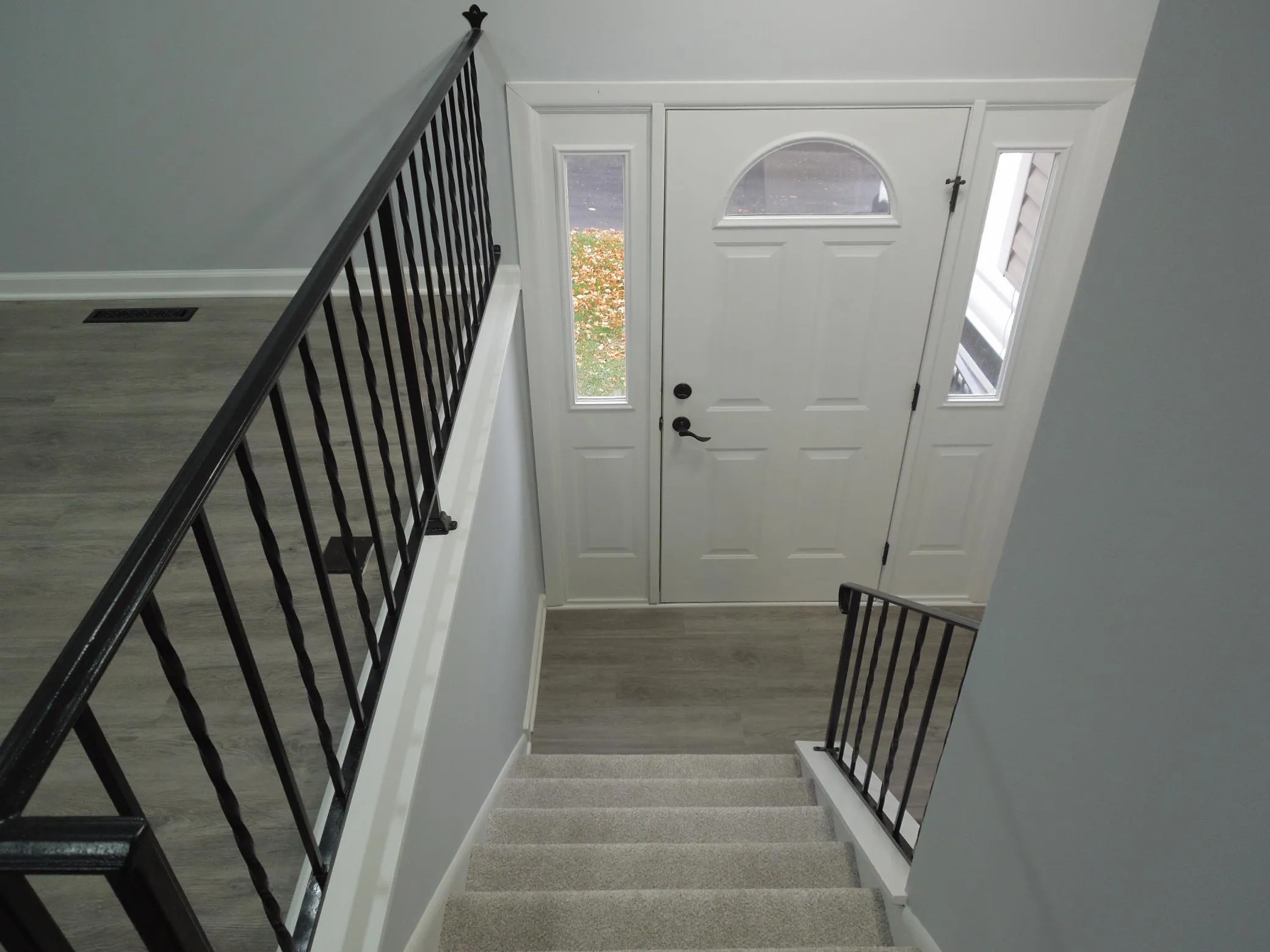 Photo 11 of 1163 Timbershore Lane