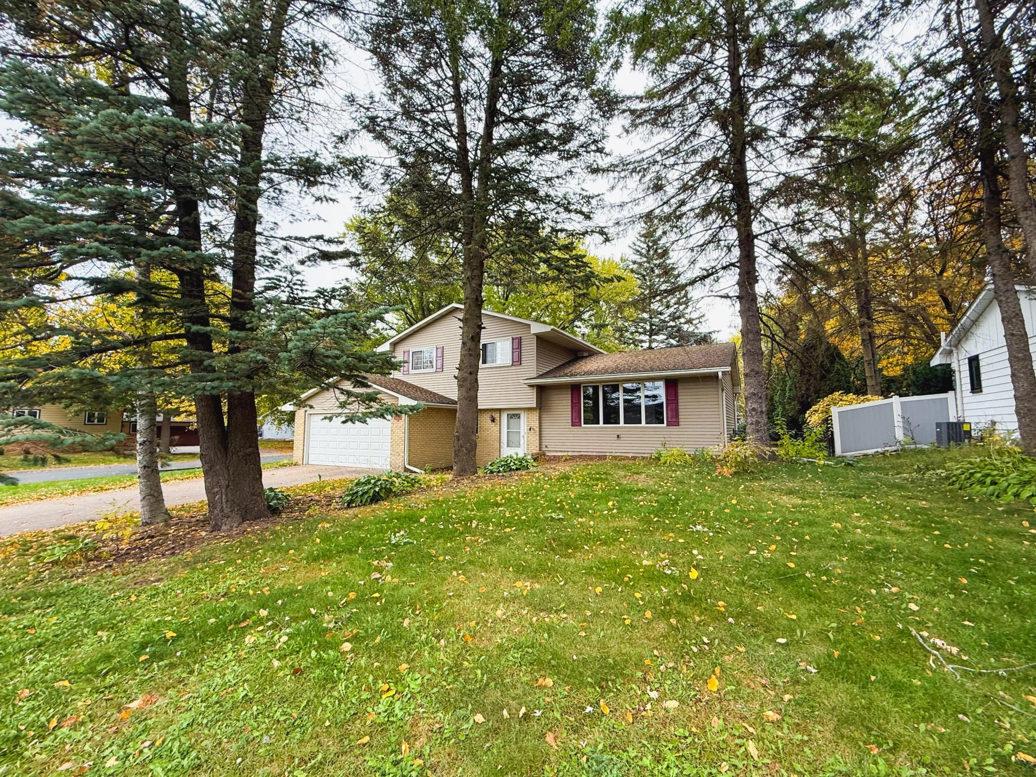 Photo 9 of 1081 Cedarwood Drive
