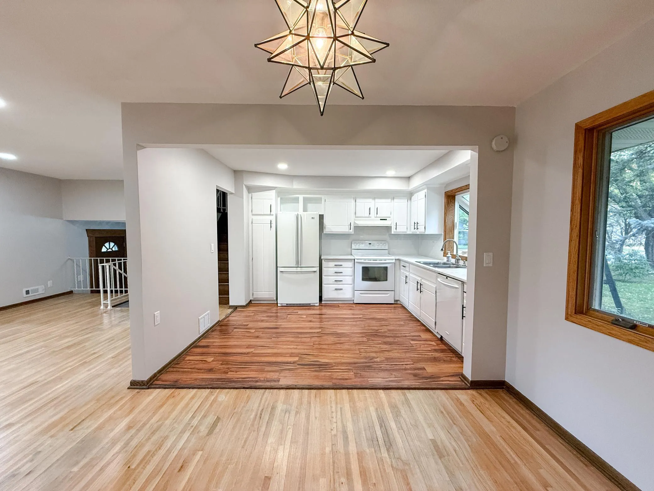 Photo 20 of 1081 Cedarwood Drive