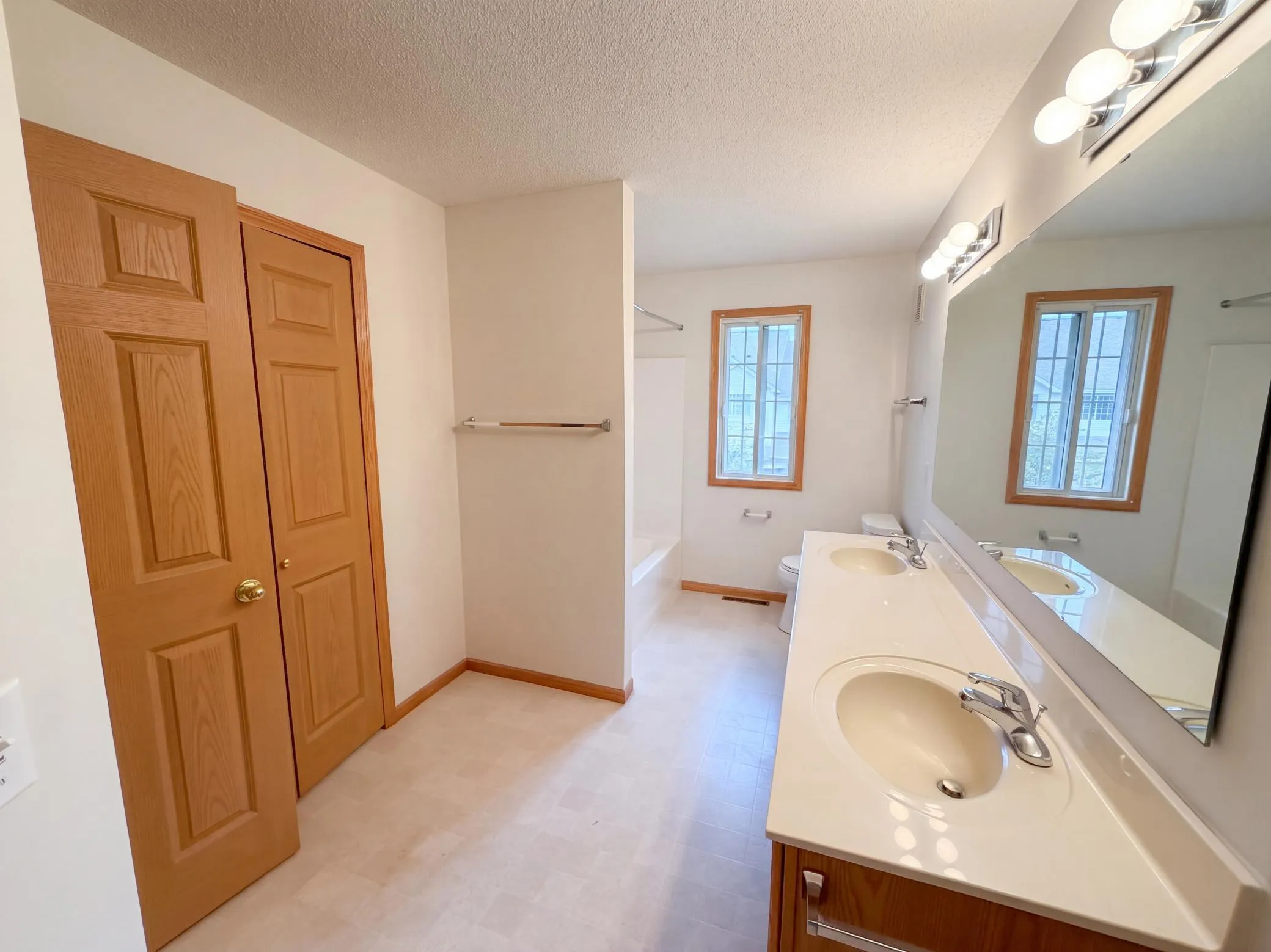 Photo 11 of 3130 Juniper Lane Unit C