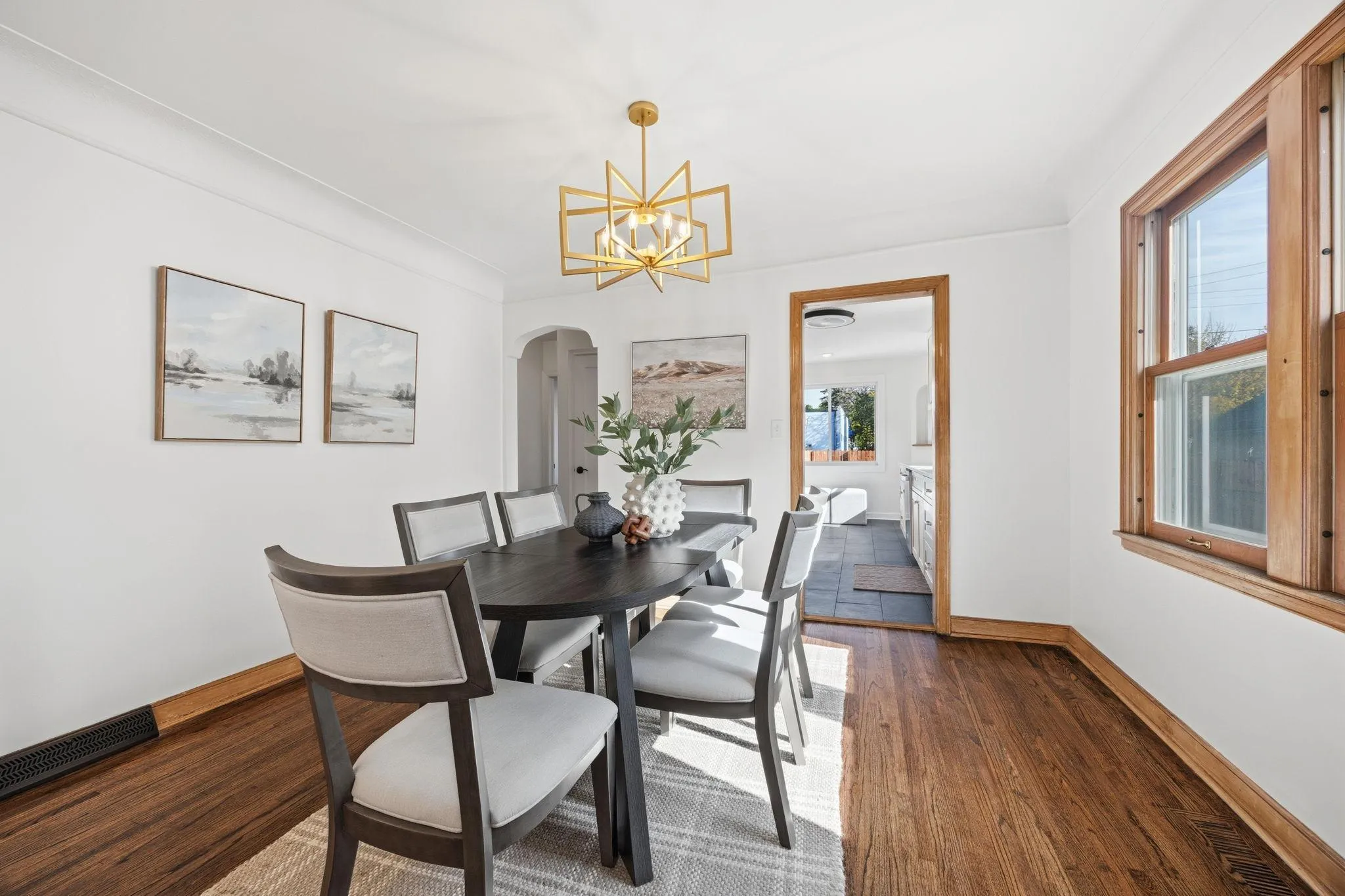 Photo 10 of 4537 Columbus Avenue