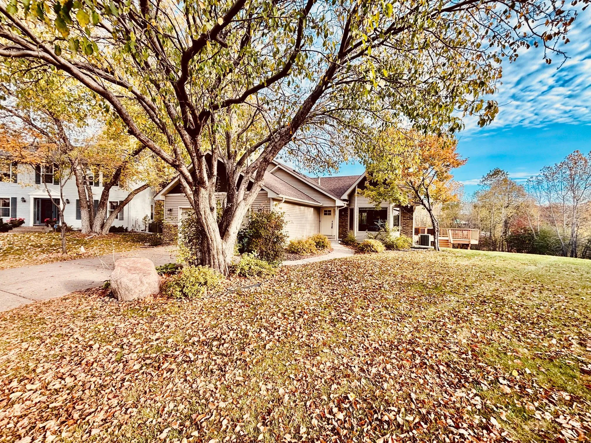Photo 11 of 9038 Loch Lomond Boulevard