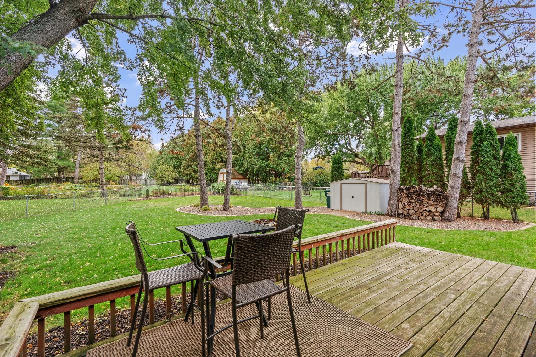 Photo 4 of 896 Sunrise Court