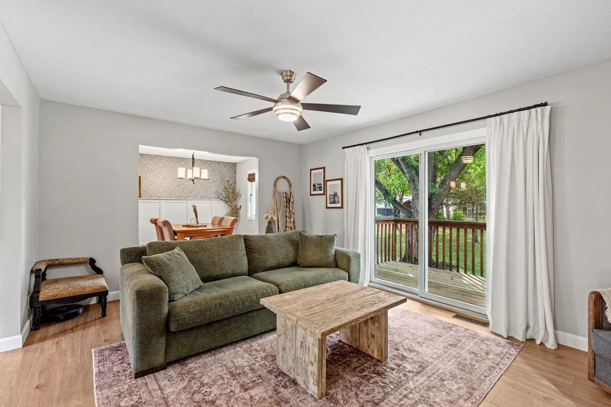Photo 15 of 896 Sunrise Court