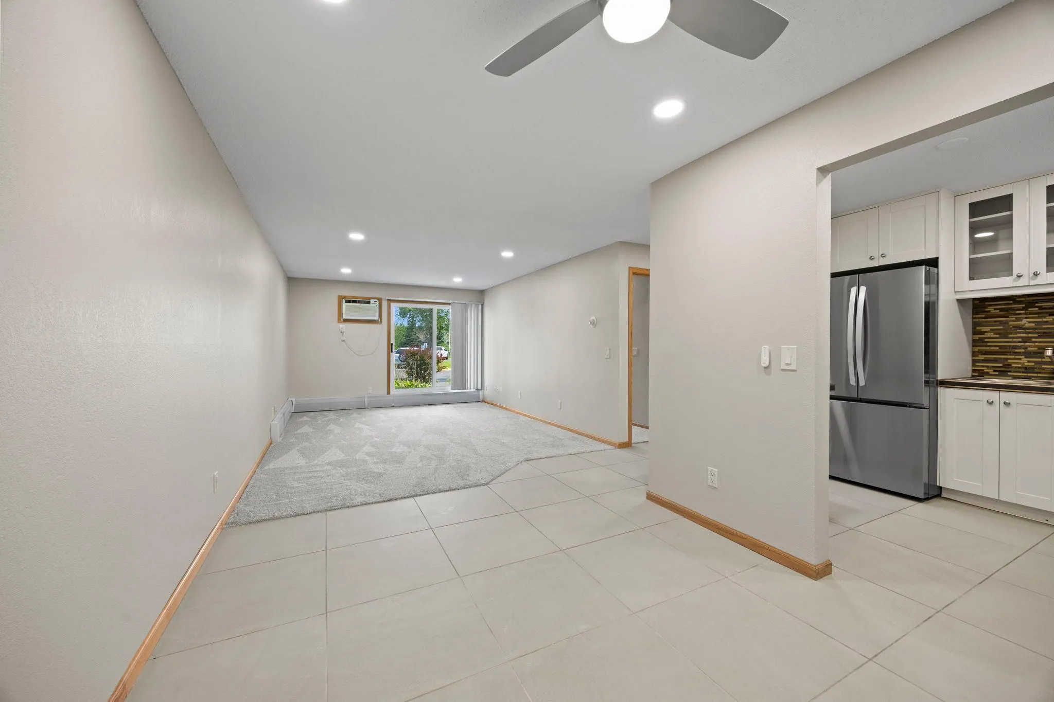 Photo 5 of 3420 Golfview Drive Unit 123