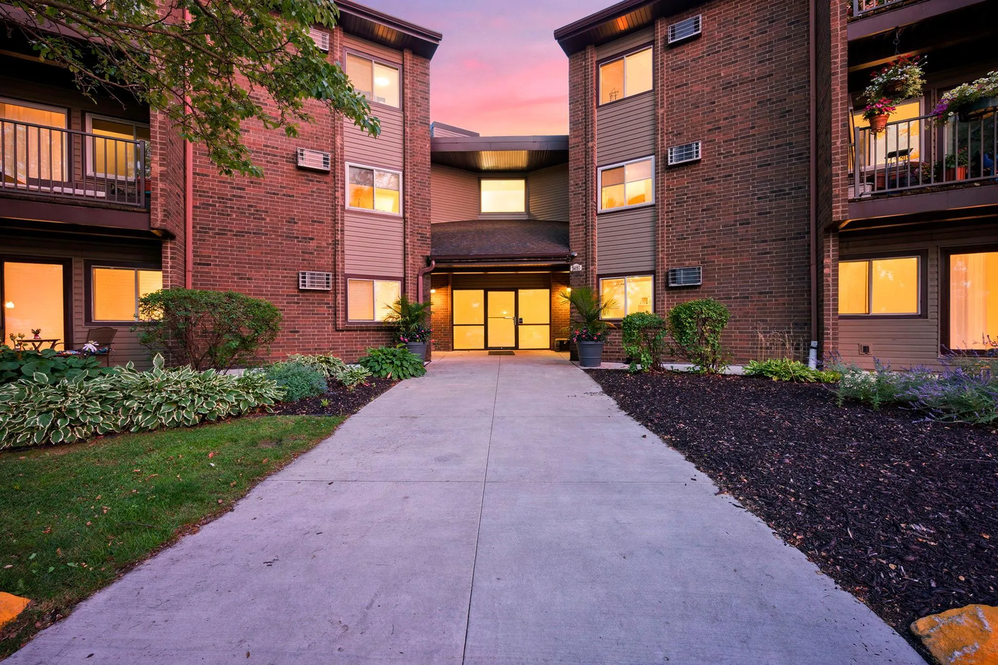 Photo 60 of 3420 Golfview Drive Unit 123