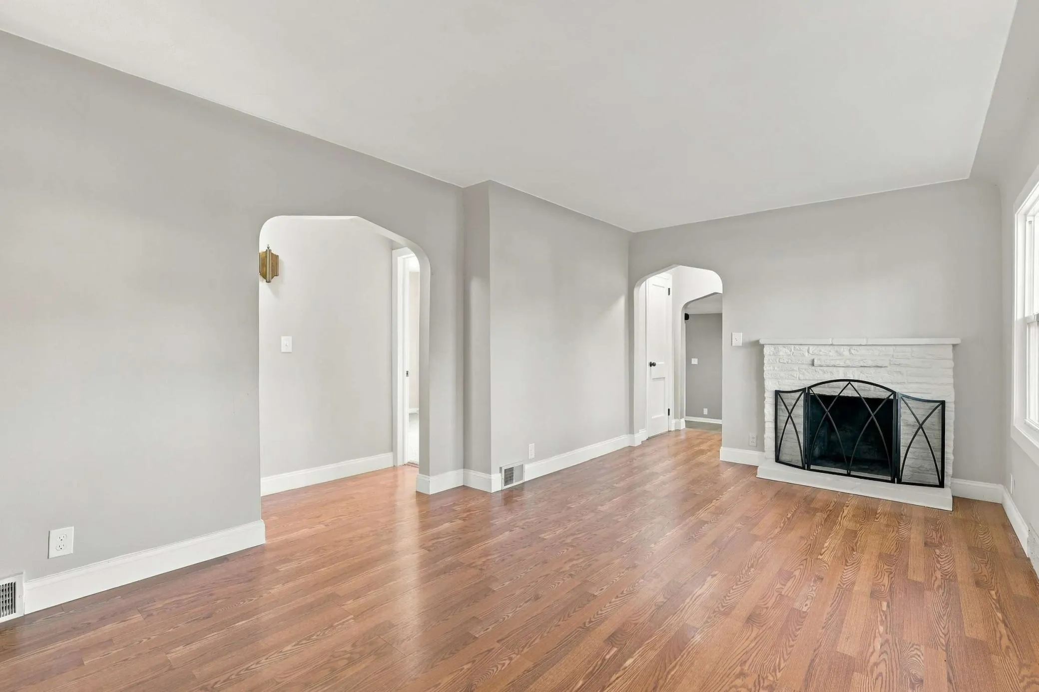 Photo 10 of 7312 Grand S Avenue