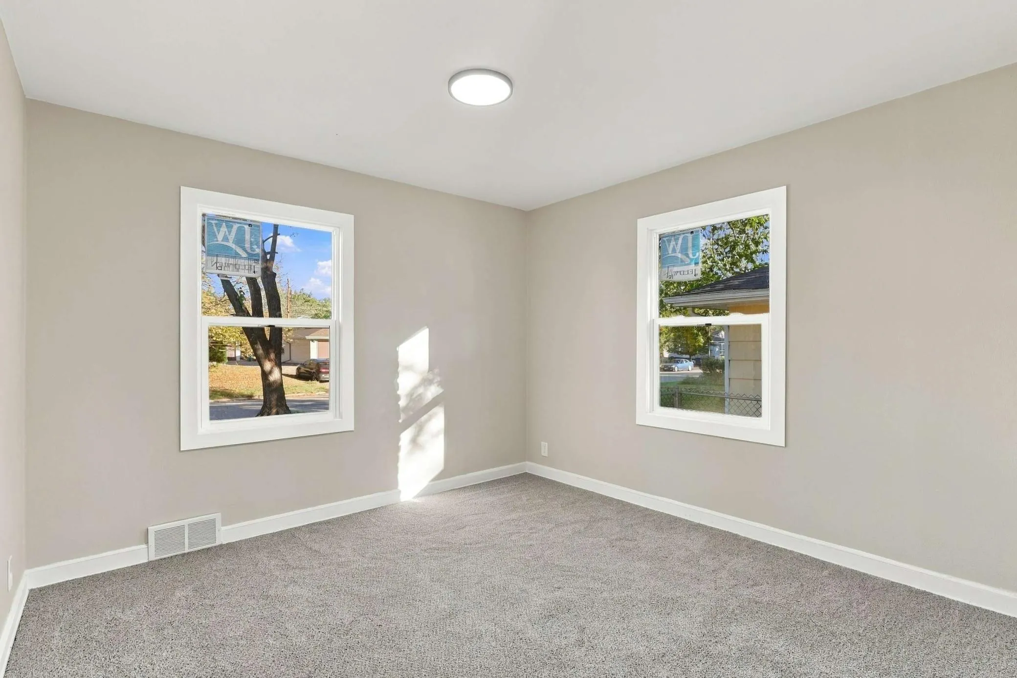 Photo 9 of 7312 Grand S Avenue