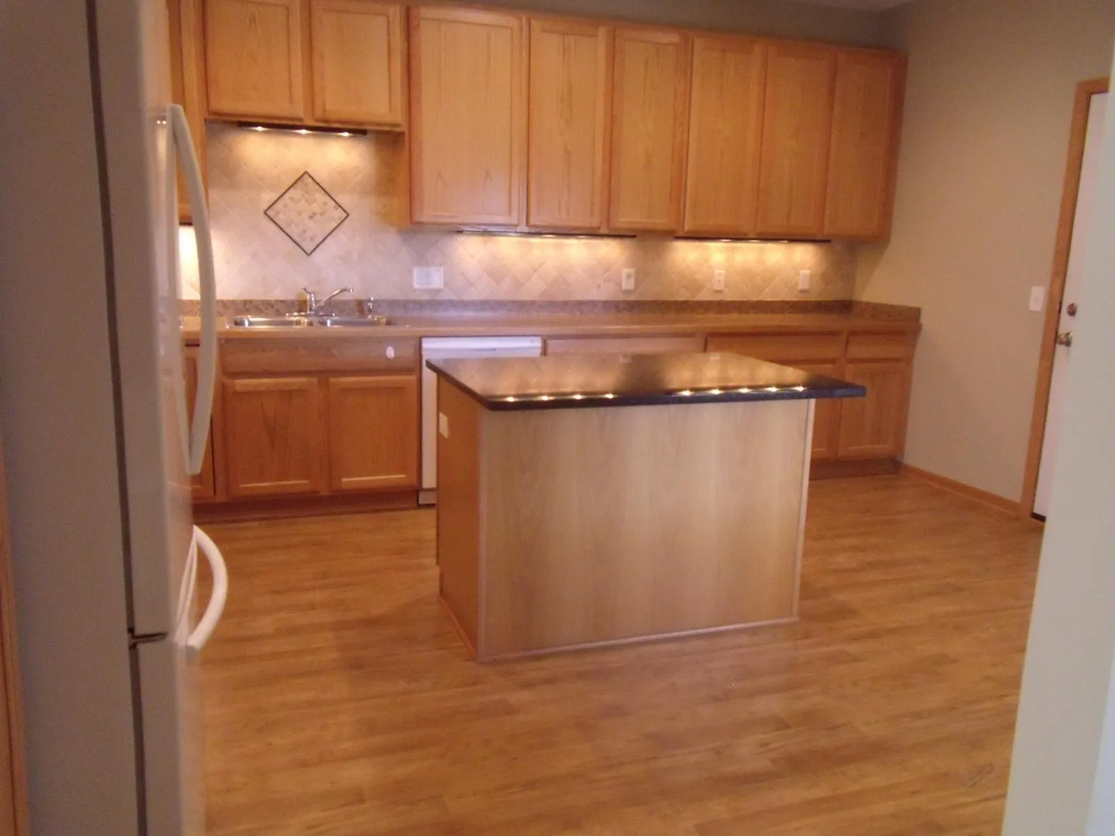 Photo 6 of 20657 Eastview Avenue