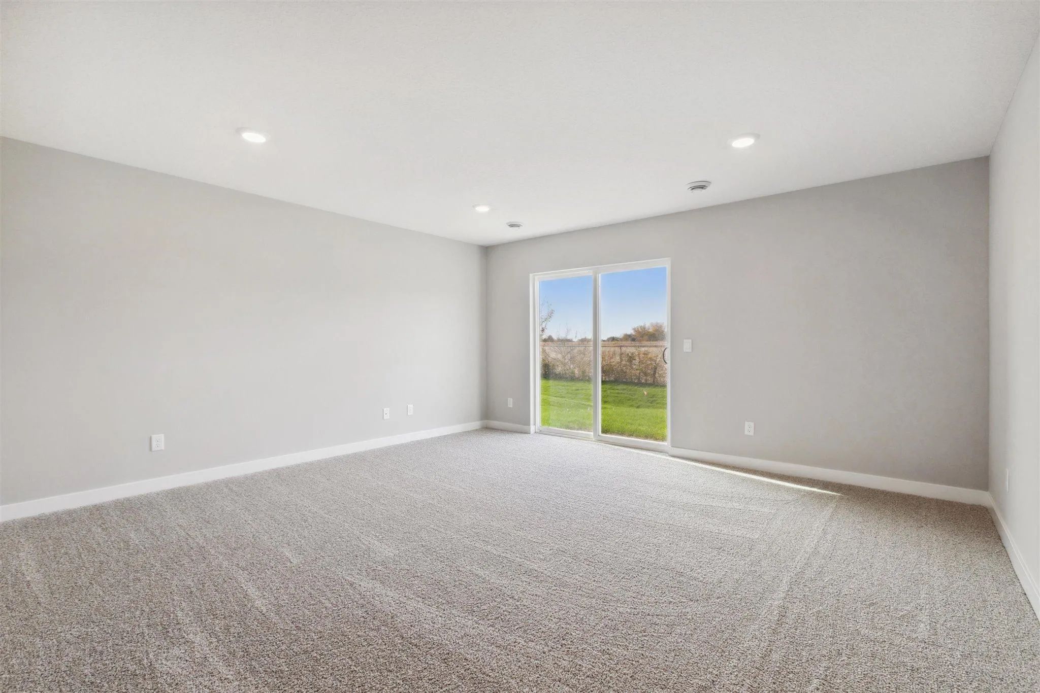 Photo 11 of 1638 Shasta Drive