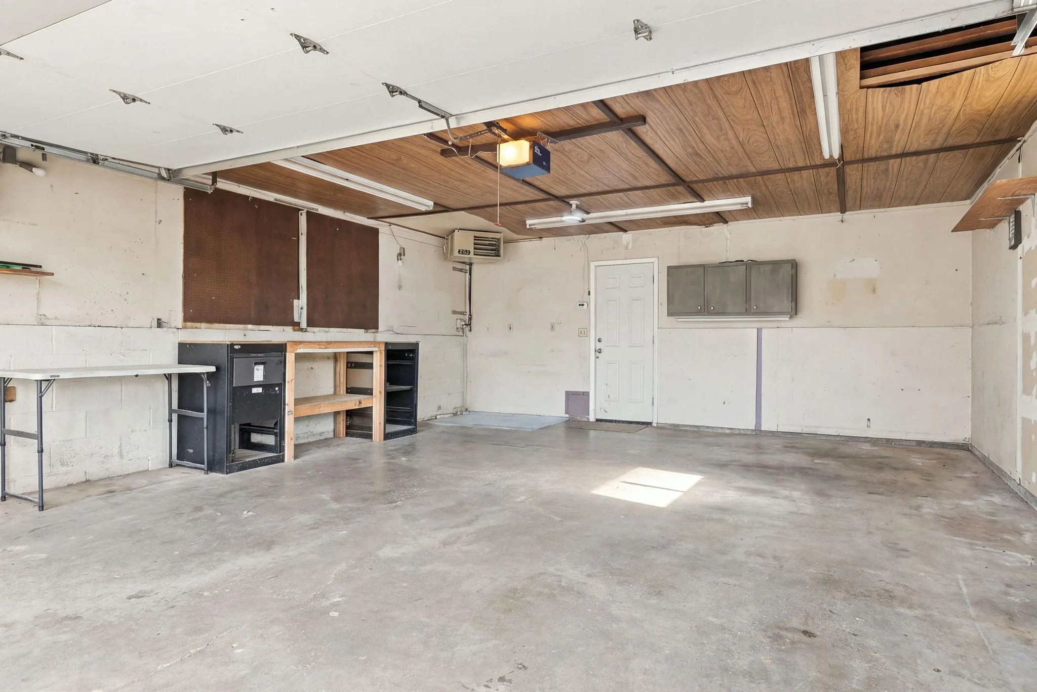 Photo 47 of 16641 Whitewood Avenue