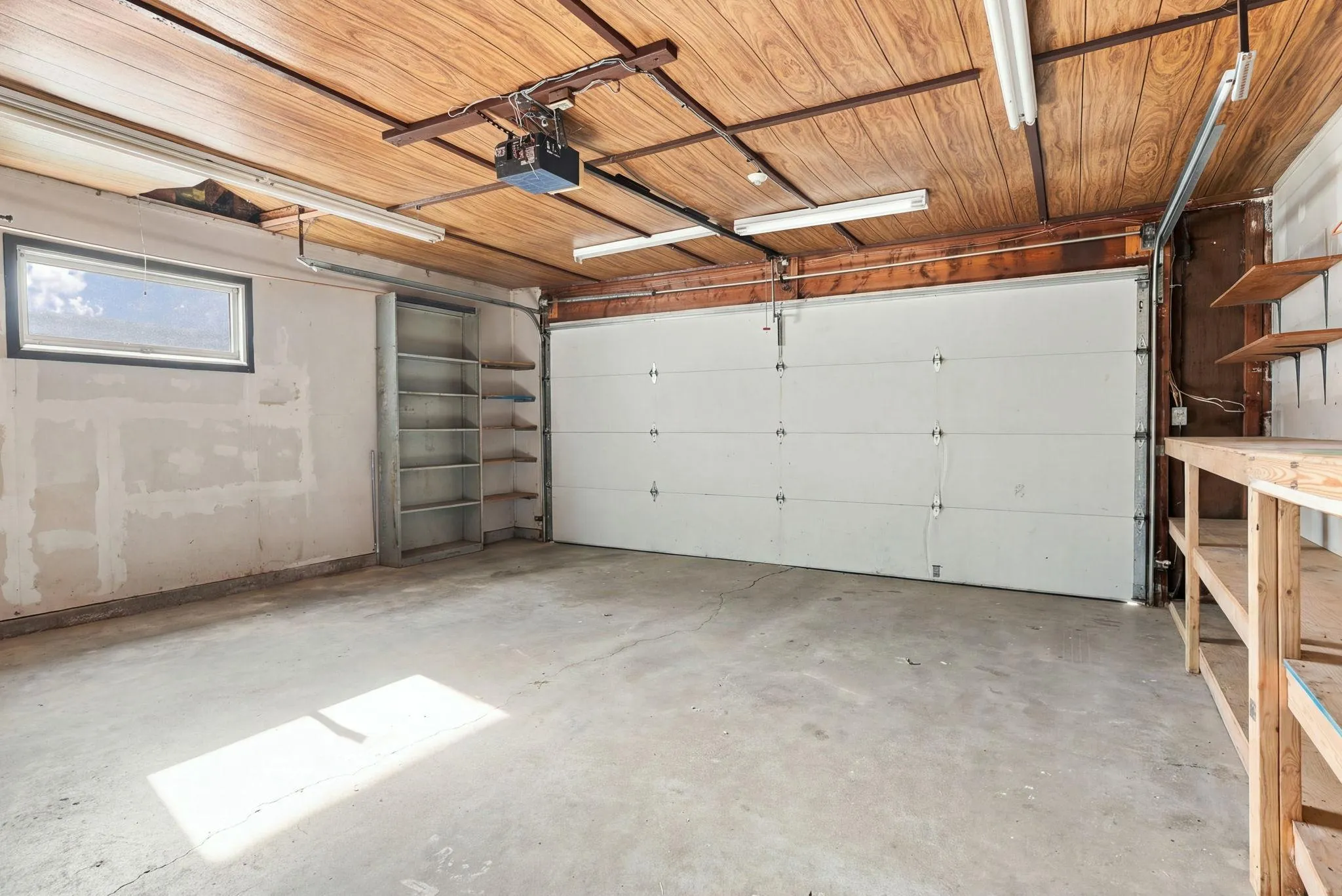 Photo 46 of 16641 Whitewood Avenue