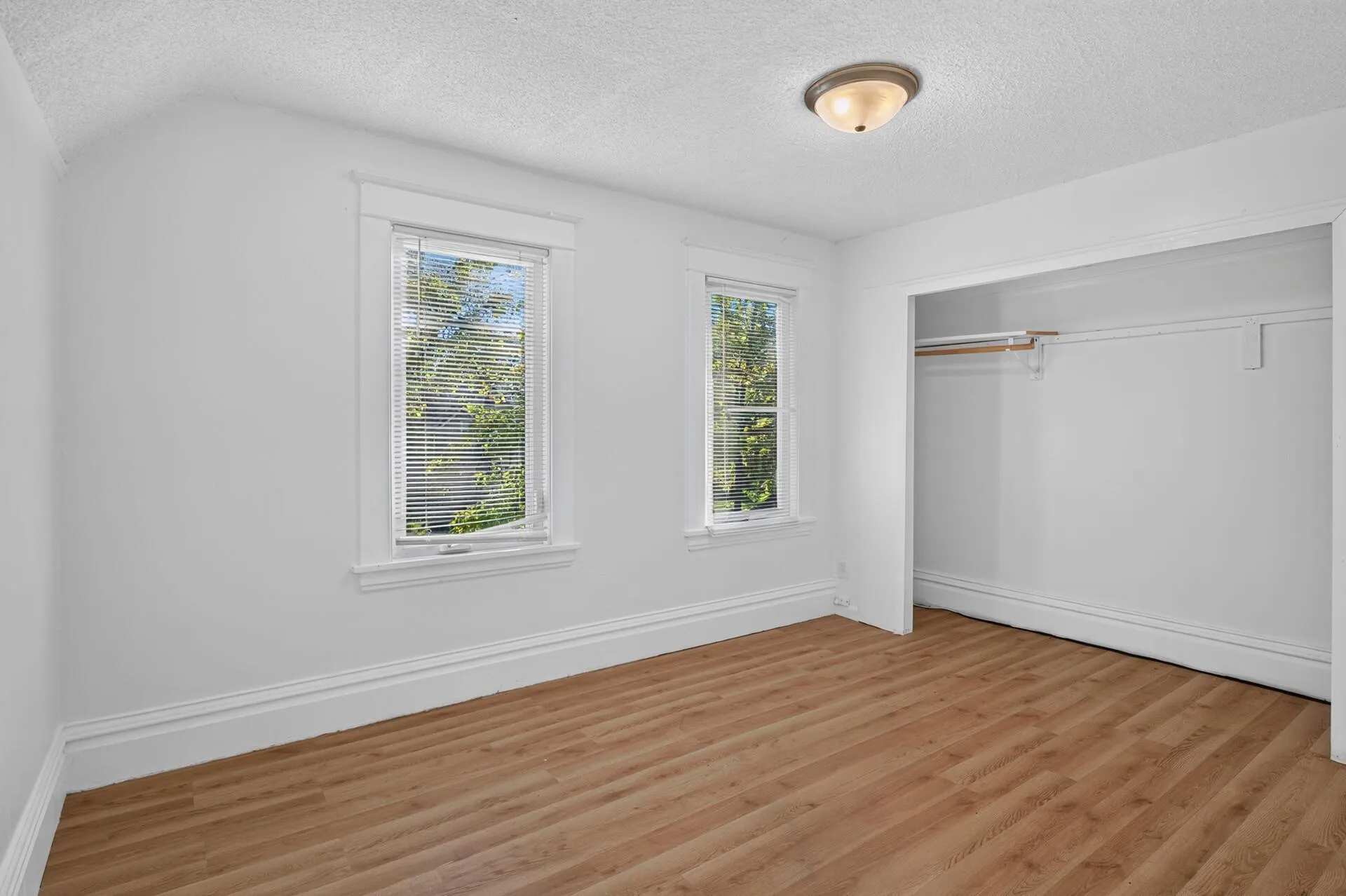 Photo 15 of 1571 7th E Street