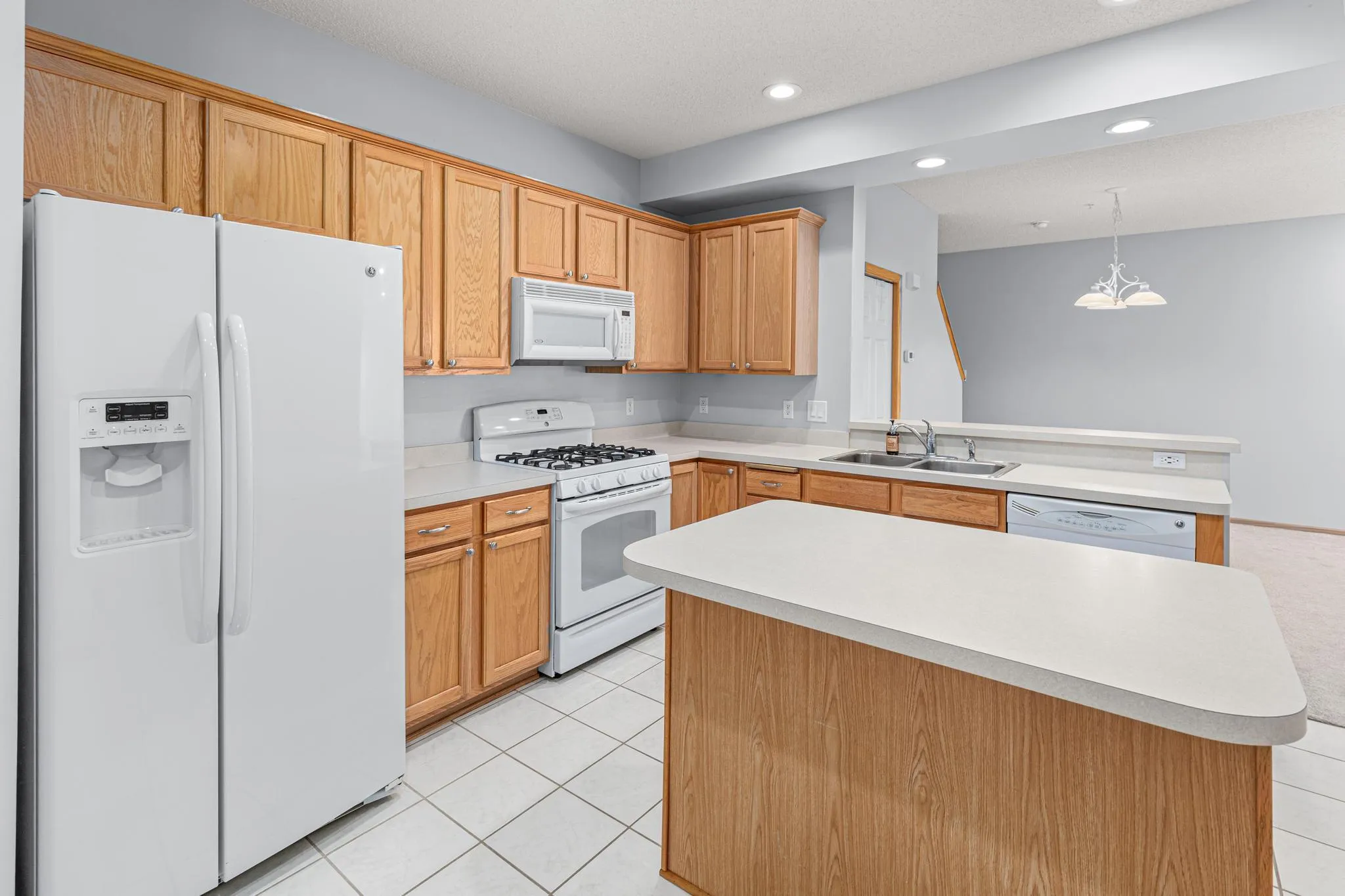 Photo 10 of 1529 111th Ne Drive Unit F