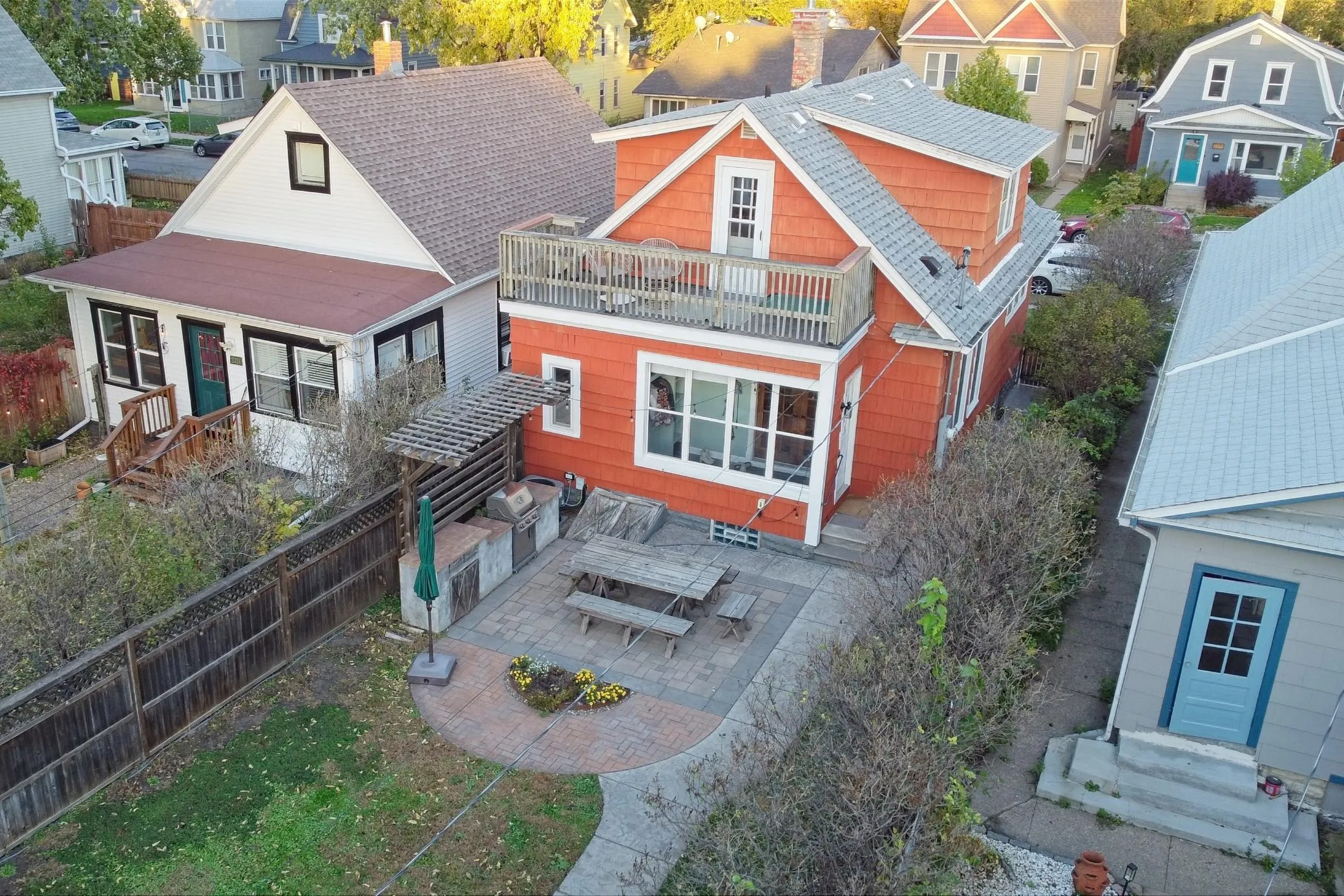 Photo 36 of 2322 Grand Ne Street