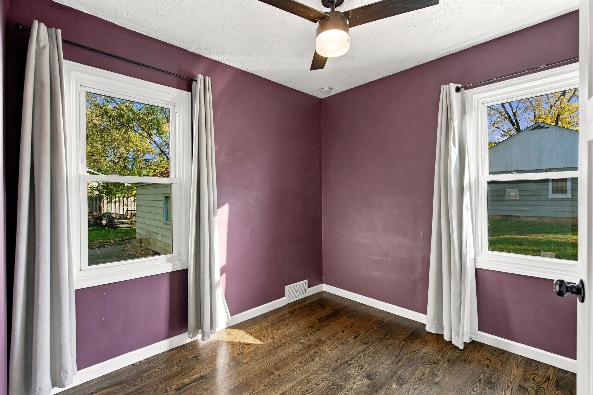 Photo 10 of 8347 Wentworth S Avenue