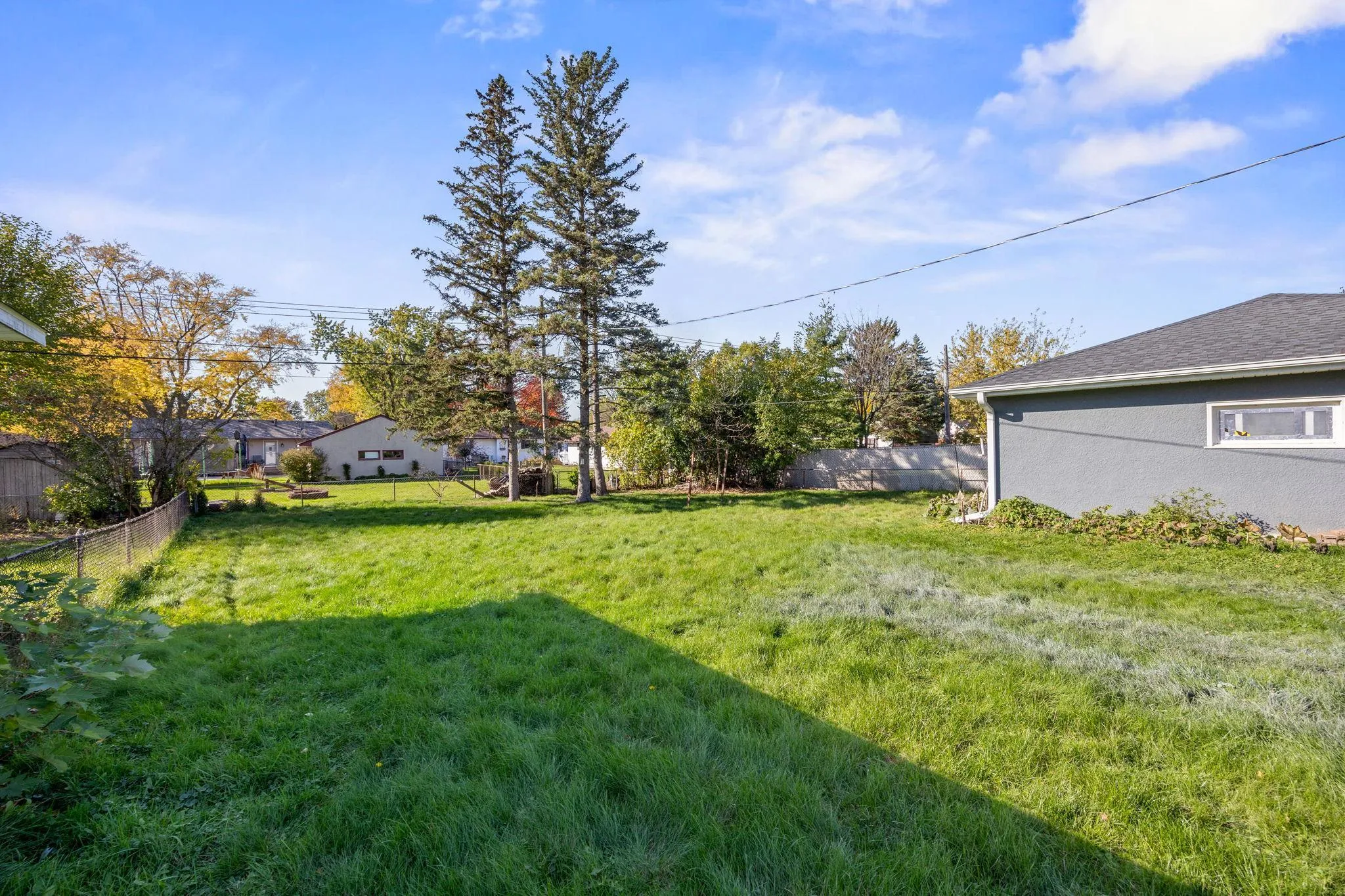 Photo 25 of 2735 Chippewa Avenue