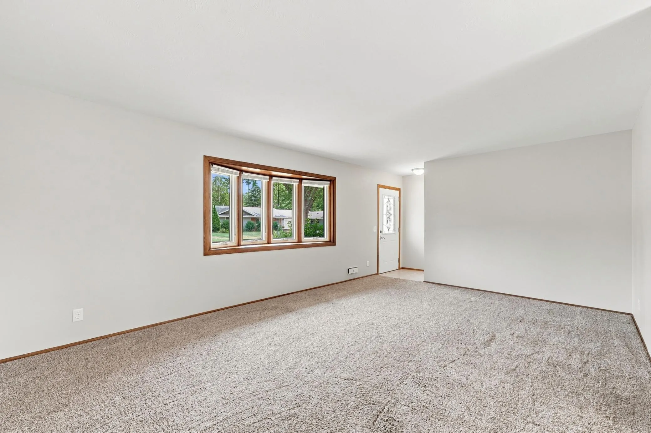 Photo 8 of 9324 10th S Avenue