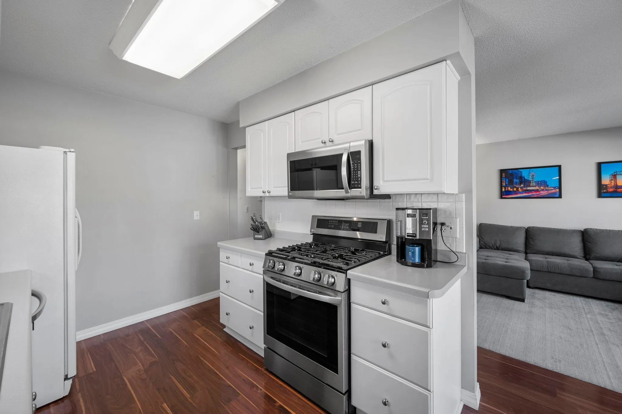 Photo 11 of 8308 W 104th Street