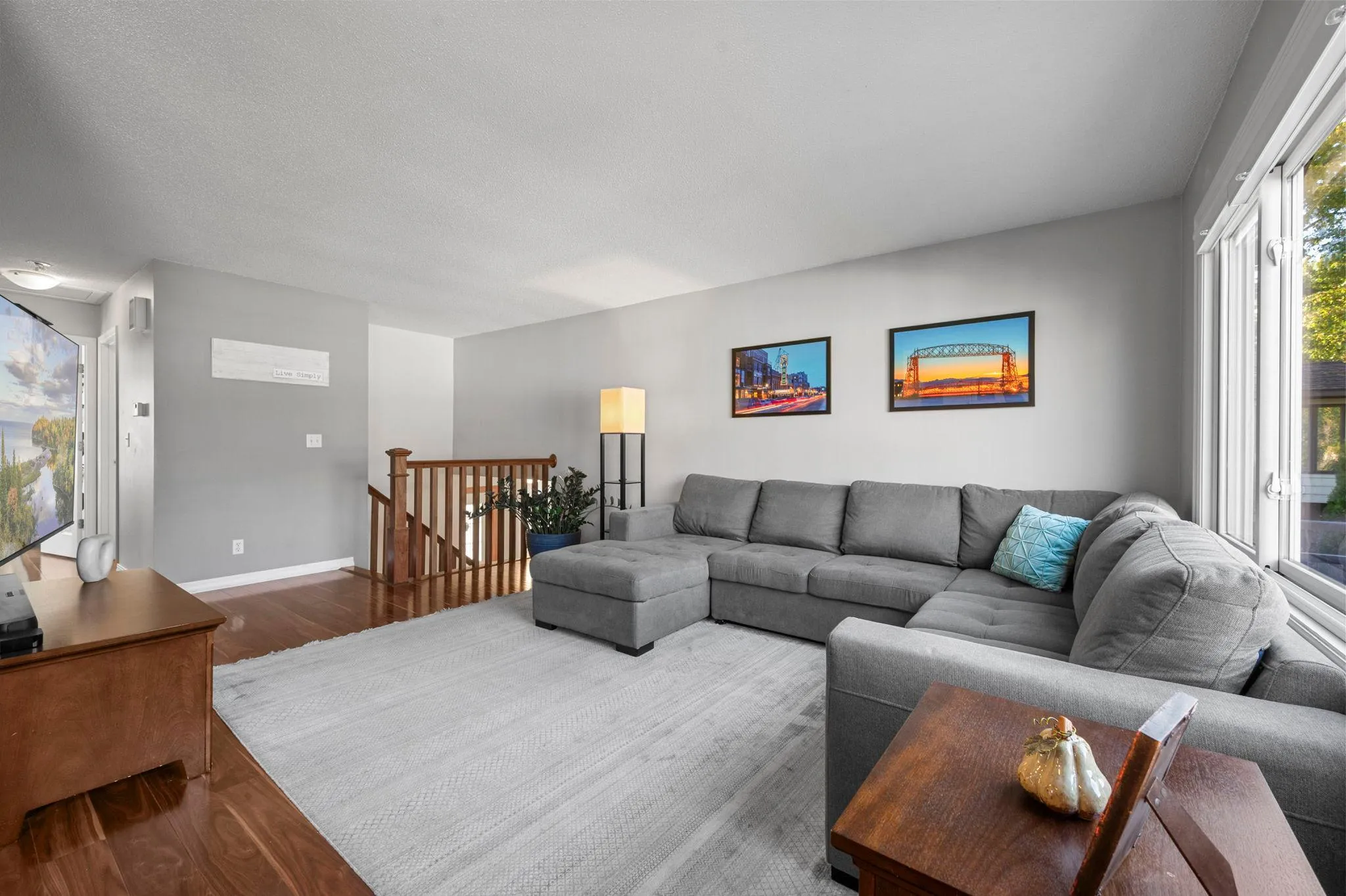 Photo 3 of 8308 W 104th Street