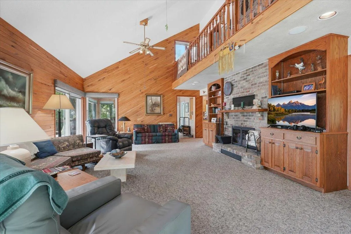 Photo 4 of 261 Lower Pine Lake Court