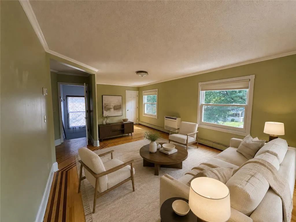 Photo 5 of 1604 Elliot Avenue