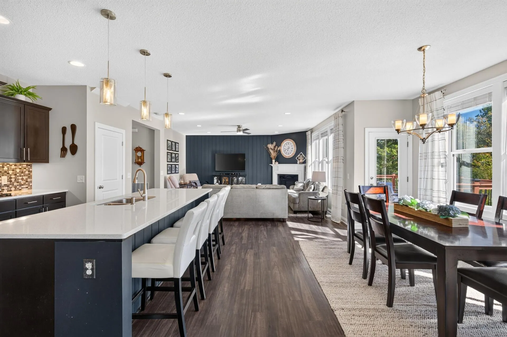Photo 15 of 4060 87th E Street