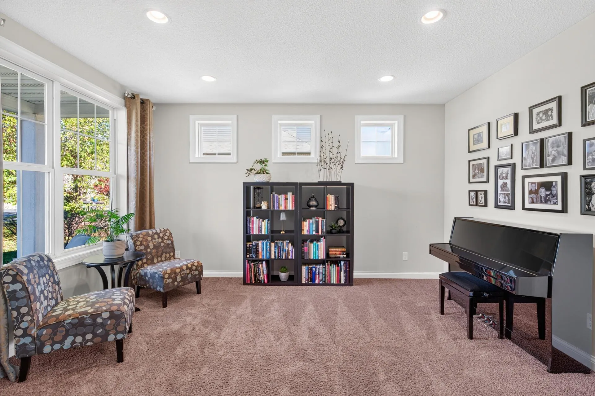 Photo 4 of 4060 87th E Street