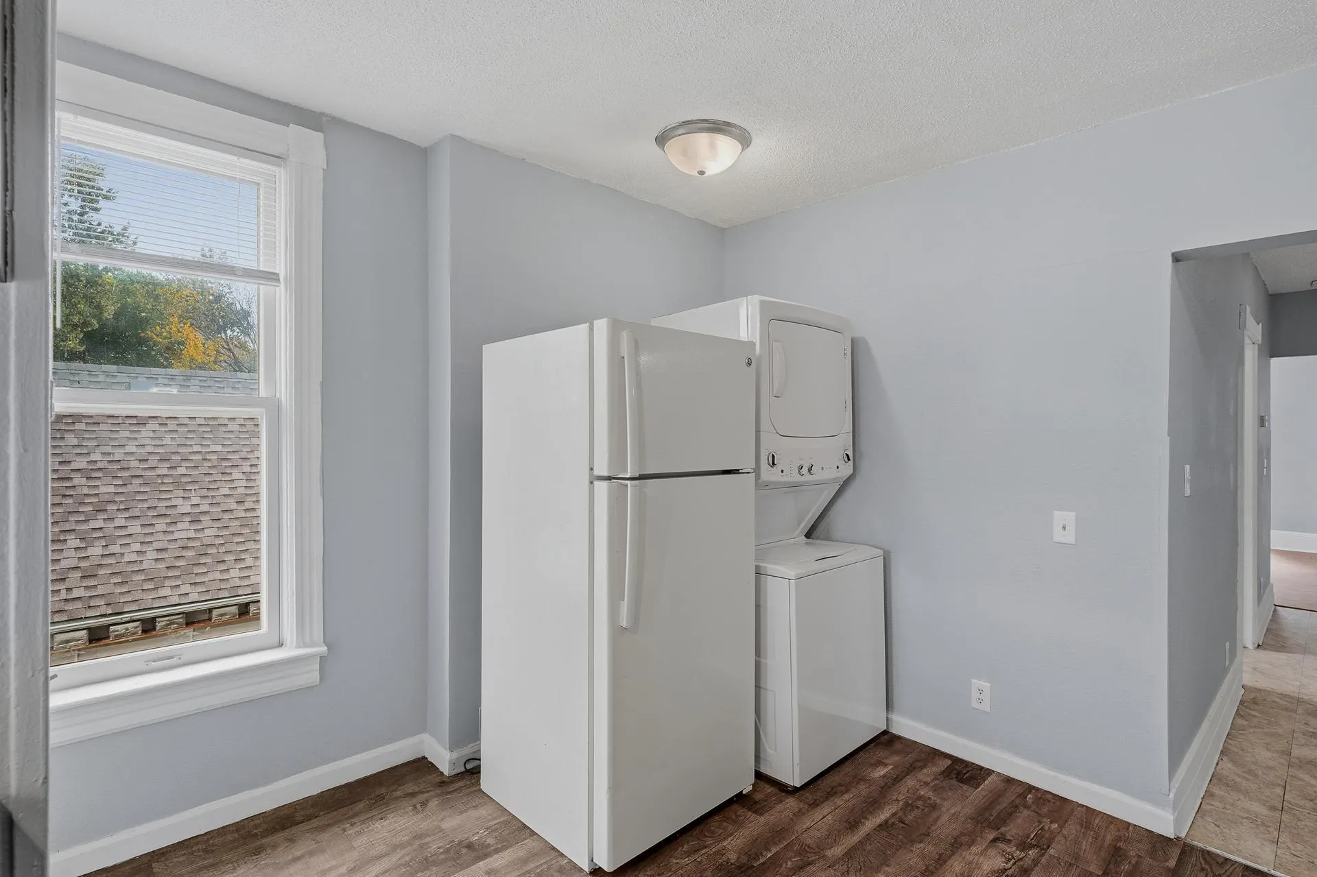 Photo 54 of 669 Case Avenue