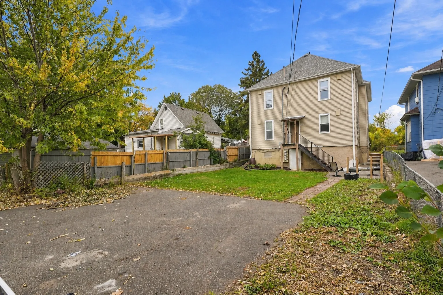 Photo 63 of 669 Case Avenue