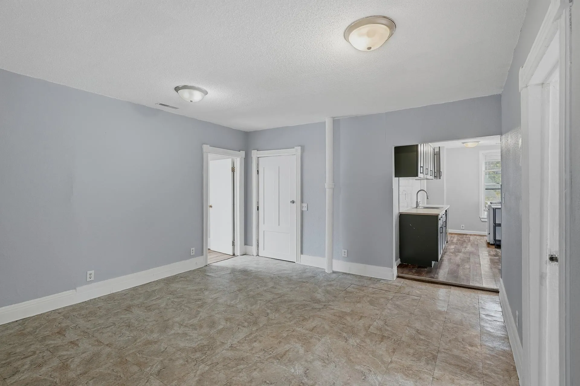 Photo 43 of 669 Case Avenue