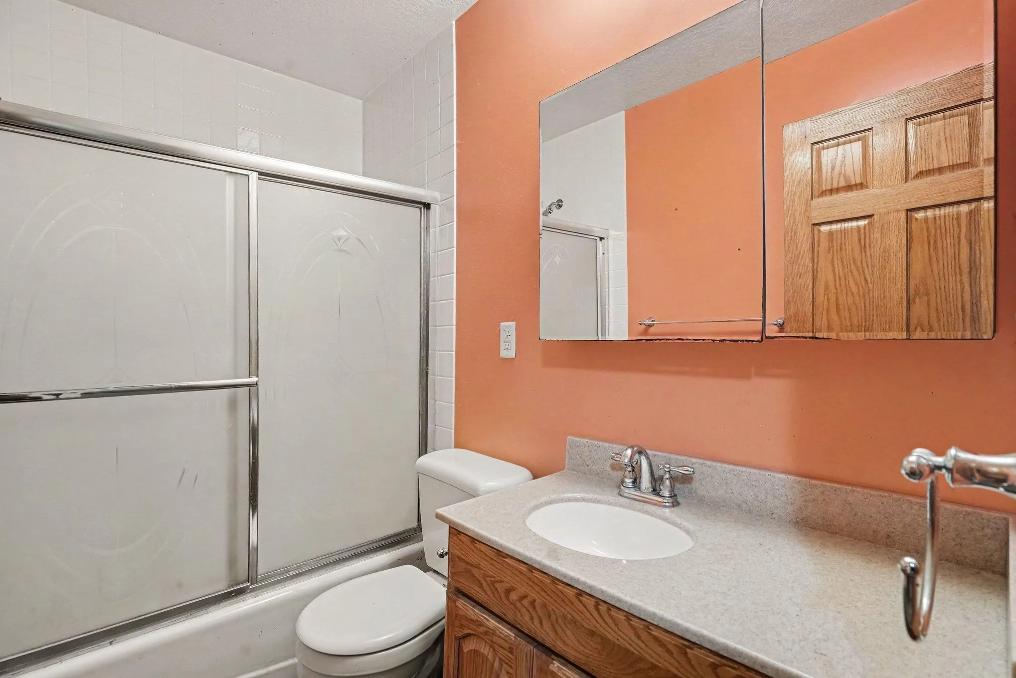 Photo 18 of 16271 Valley Nw Drive