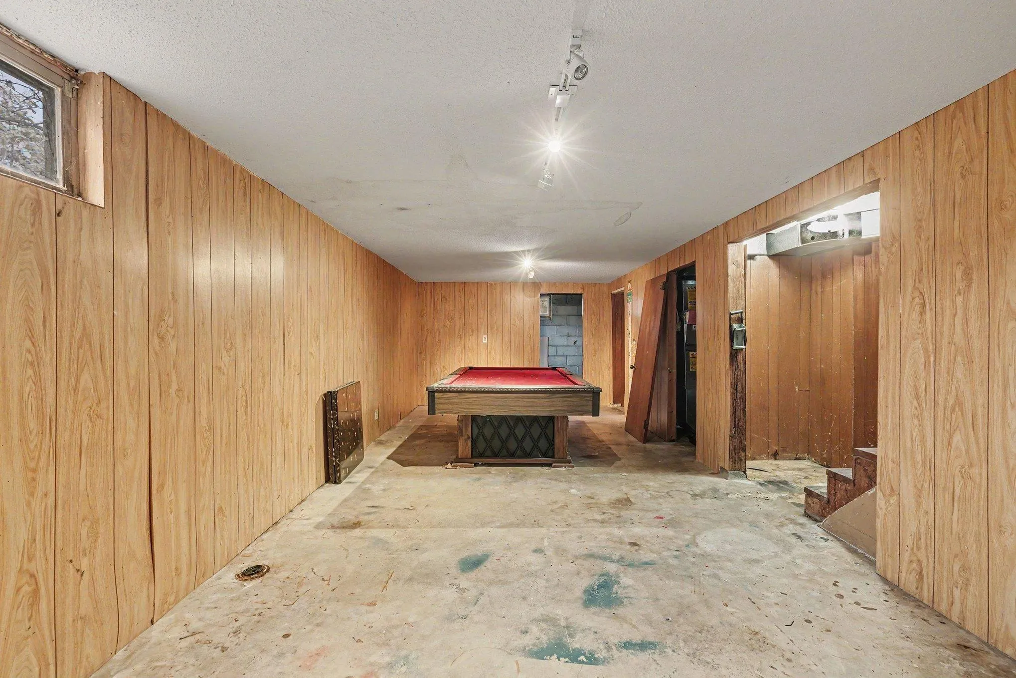 Photo 19 of 16271 Valley Nw Drive