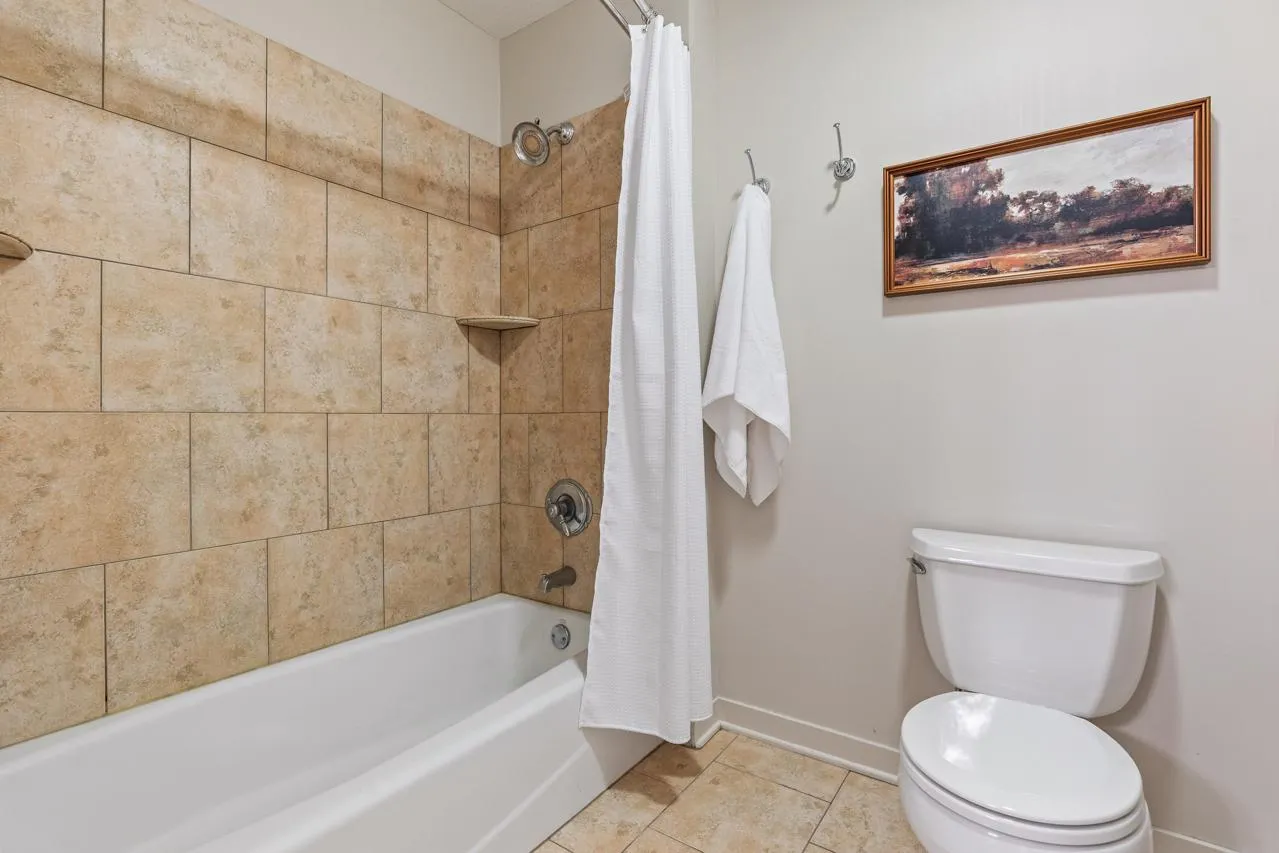 Photo 46 of 18600 Ridgewood Road