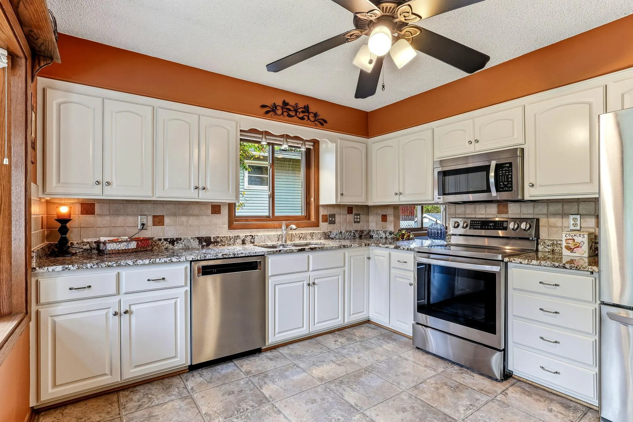Photo 10 of 11904 Flintwood Nw Street