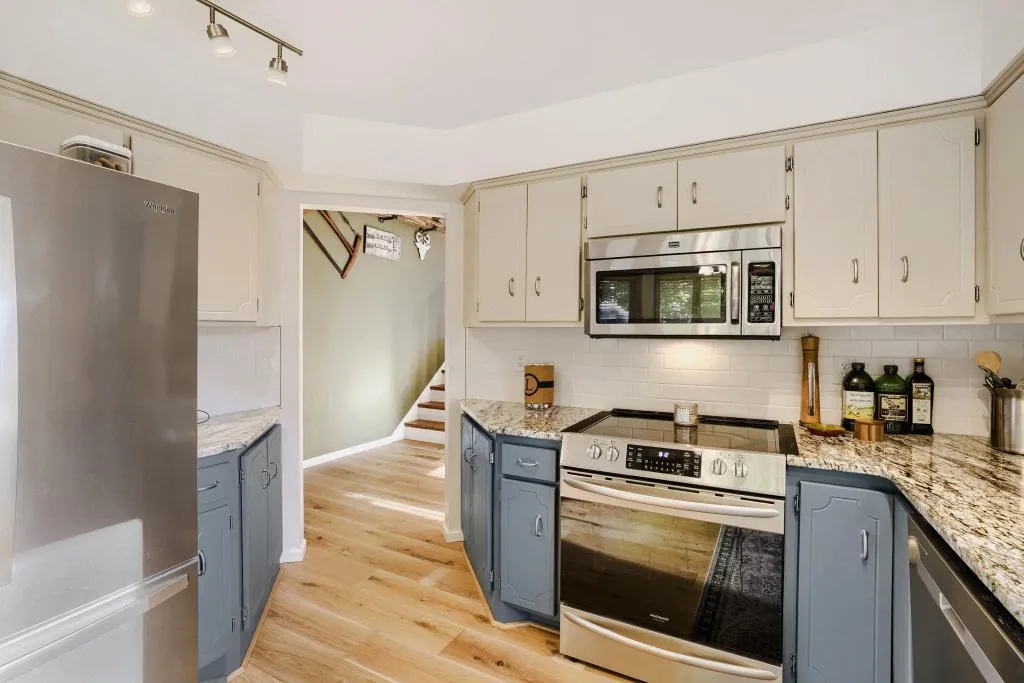 Photo 8 of 4153 146th Nw Avenue