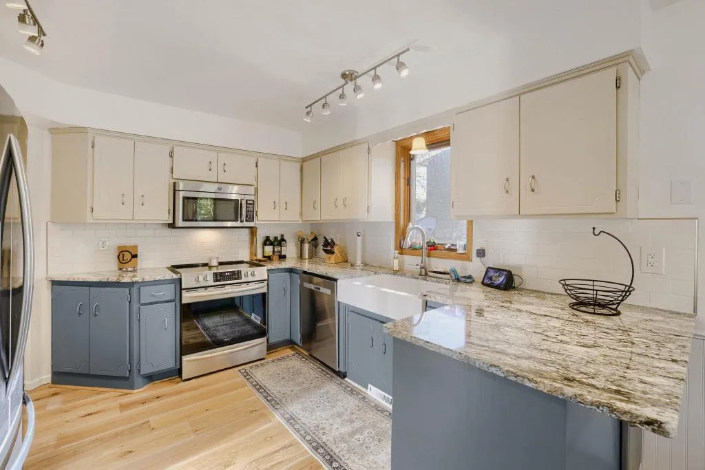 Photo 7 of 4153 146th Nw Avenue