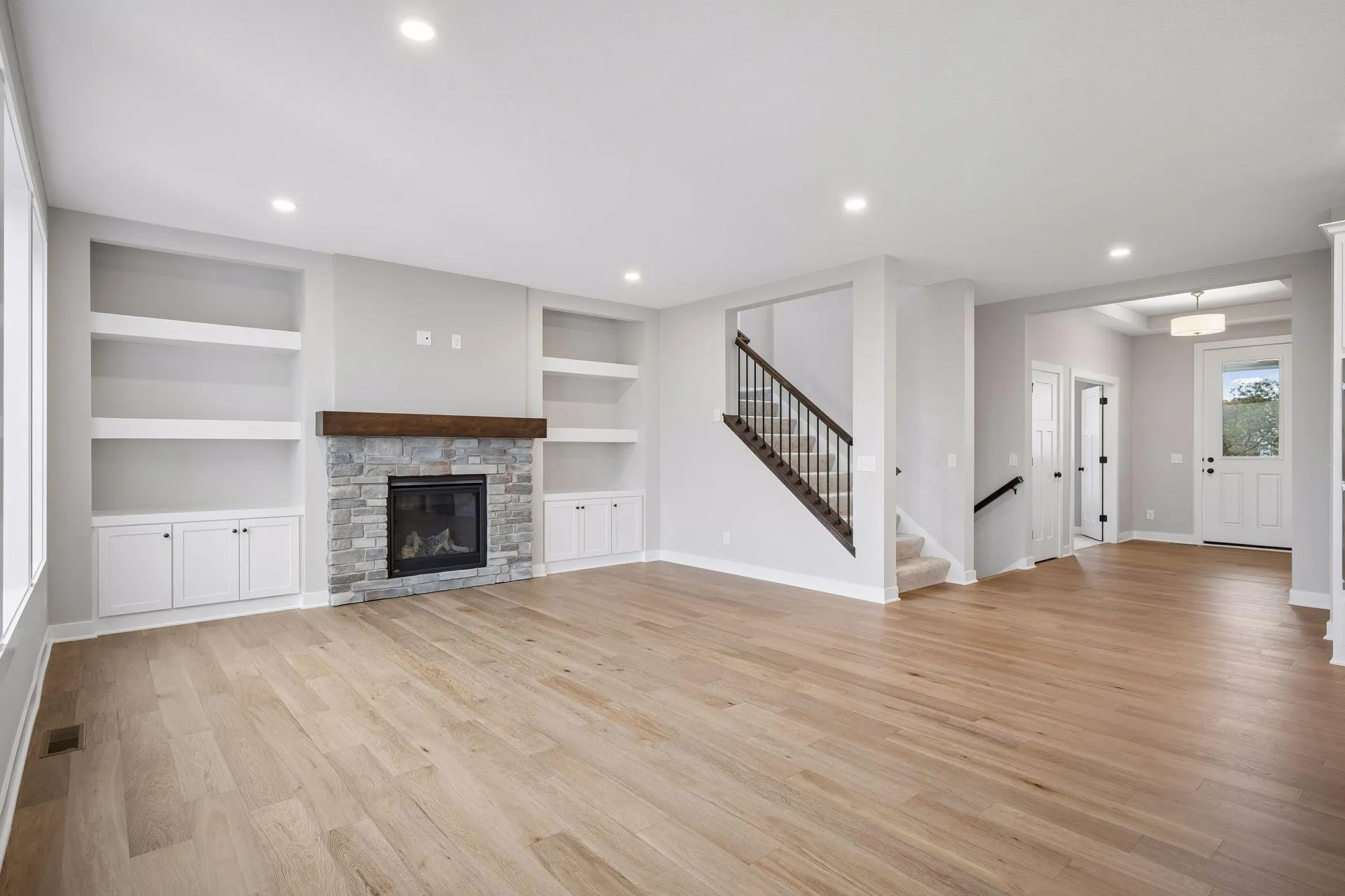 Photo 12 of 4769 131st Ne Court