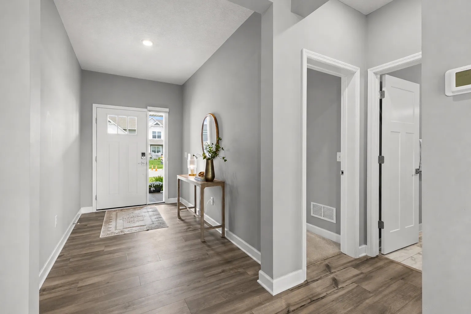 Photo 3 of 12677 Ardmore Avenue