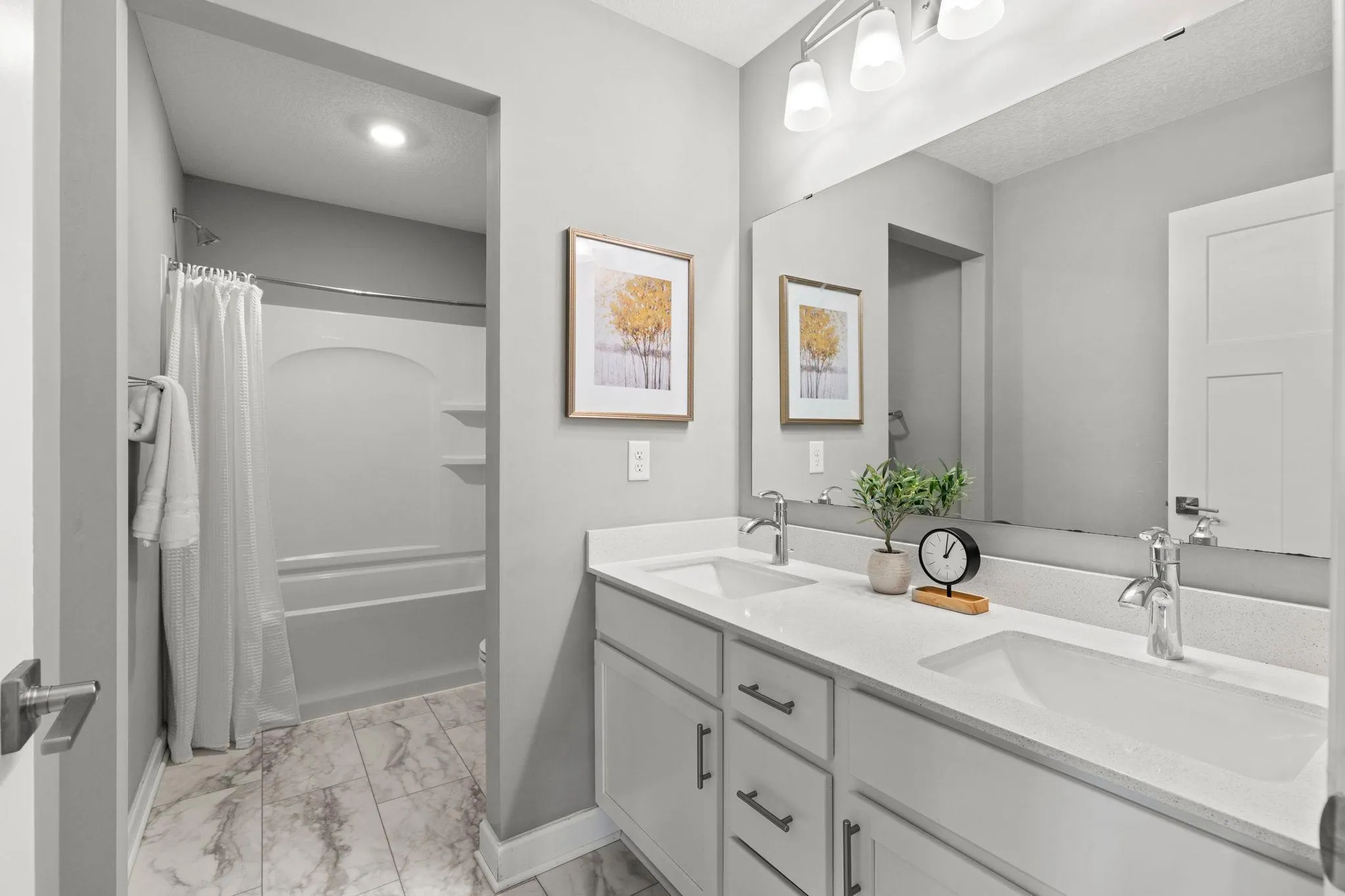 Photo 21 of 12677 Ardmore Avenue