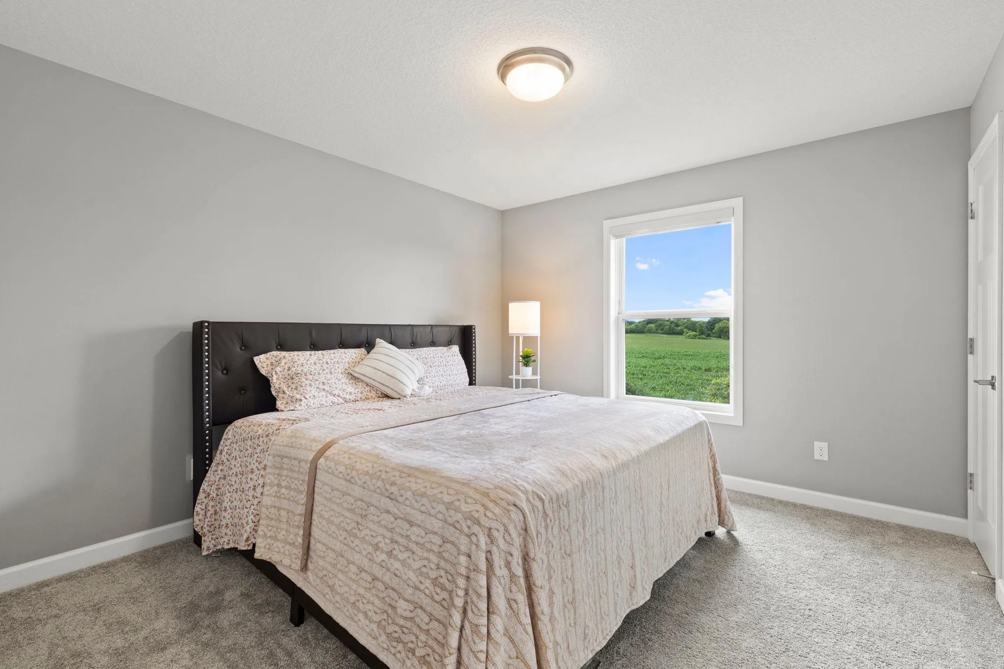 Photo 18 of 12677 Ardmore Avenue