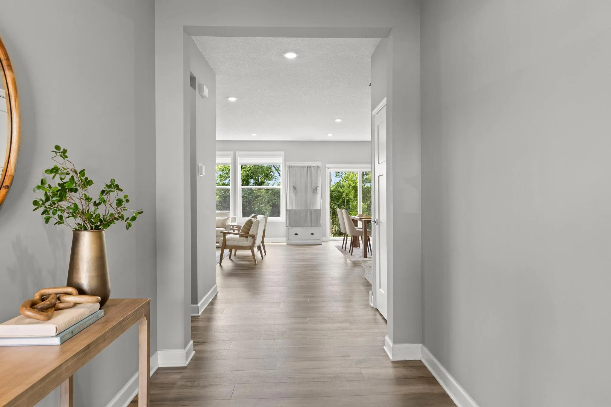 Photo 4 of 12677 Ardmore Avenue