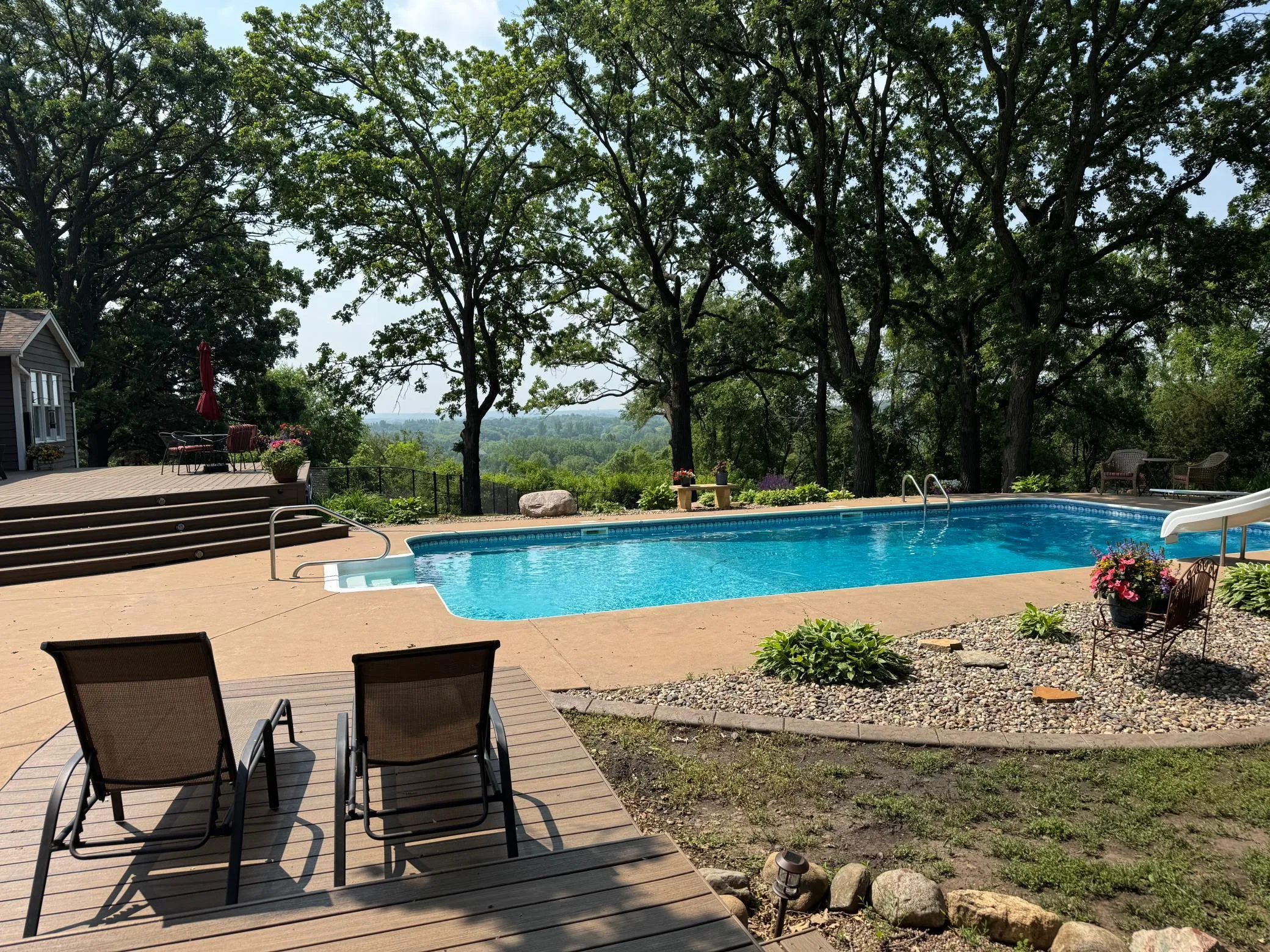 Photo 98 of 2300 Overlook N Court