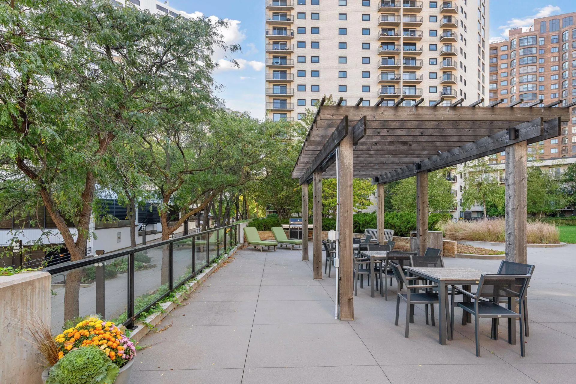 Photo 31 of 1225 Lasalle Avenue Unit 2307