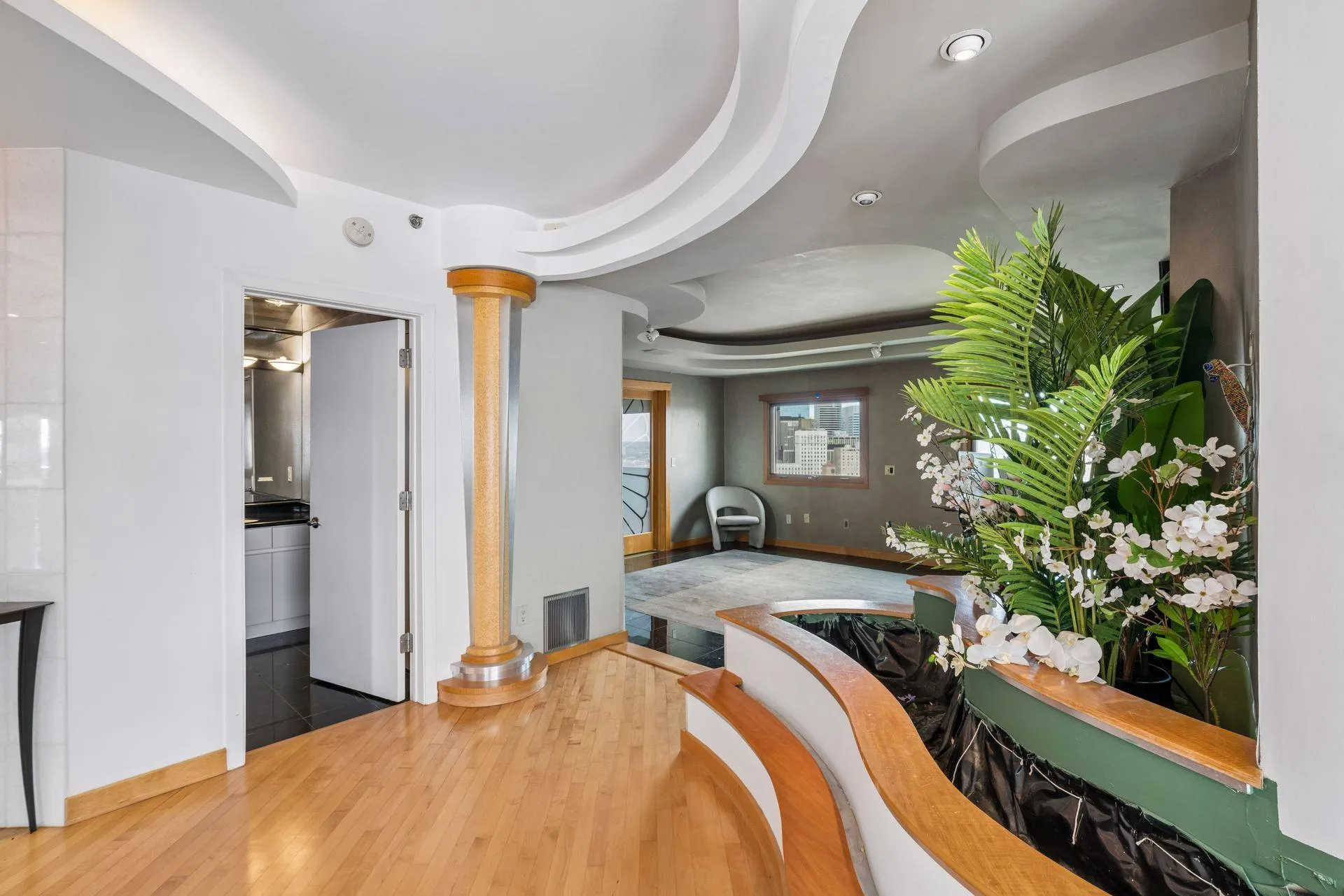 Photo 21 of 1225 Lasalle Avenue Unit 2307