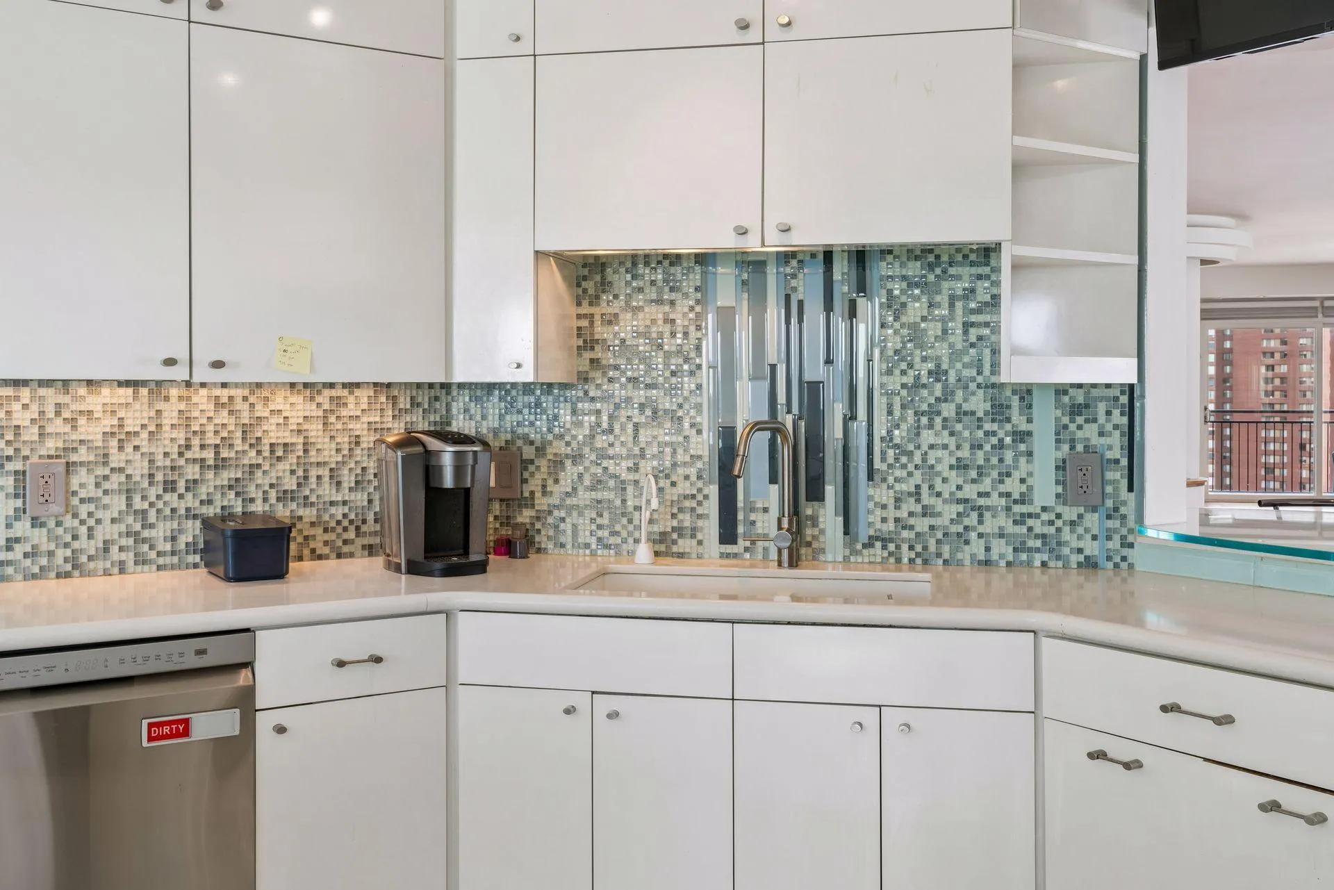 Photo 3 of 1225 Lasalle Avenue Unit 2307