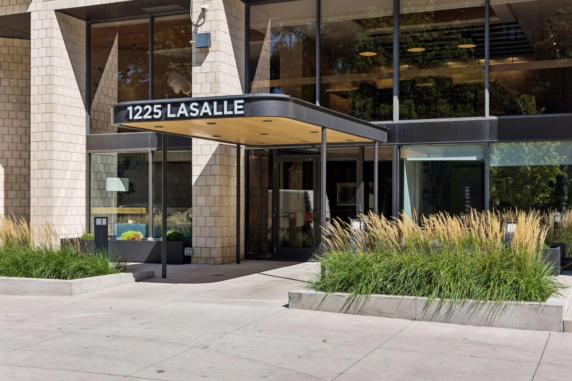 Photo 8 of 1225 Lasalle Avenue Unit 2307