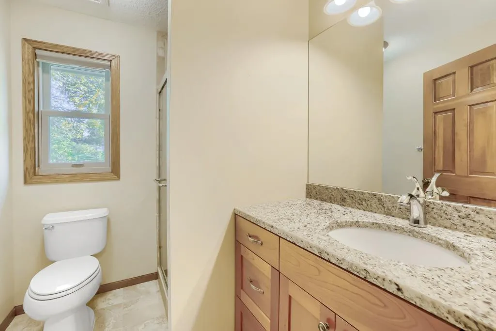 Photo 16 of 1568 Ashbury Place