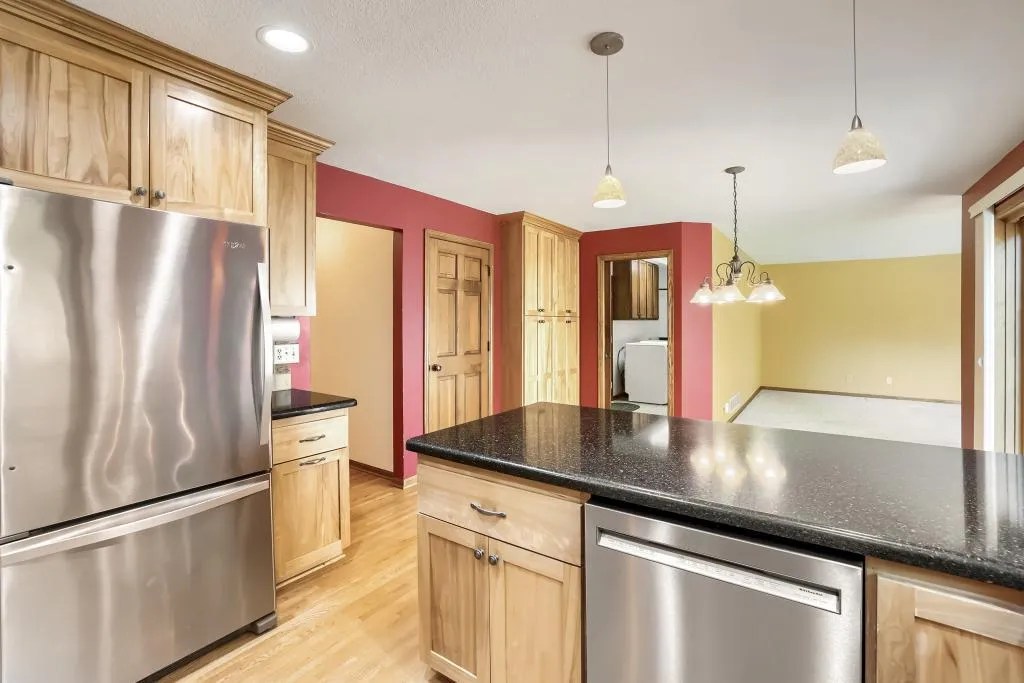 Photo 4 of 1568 Ashbury Place