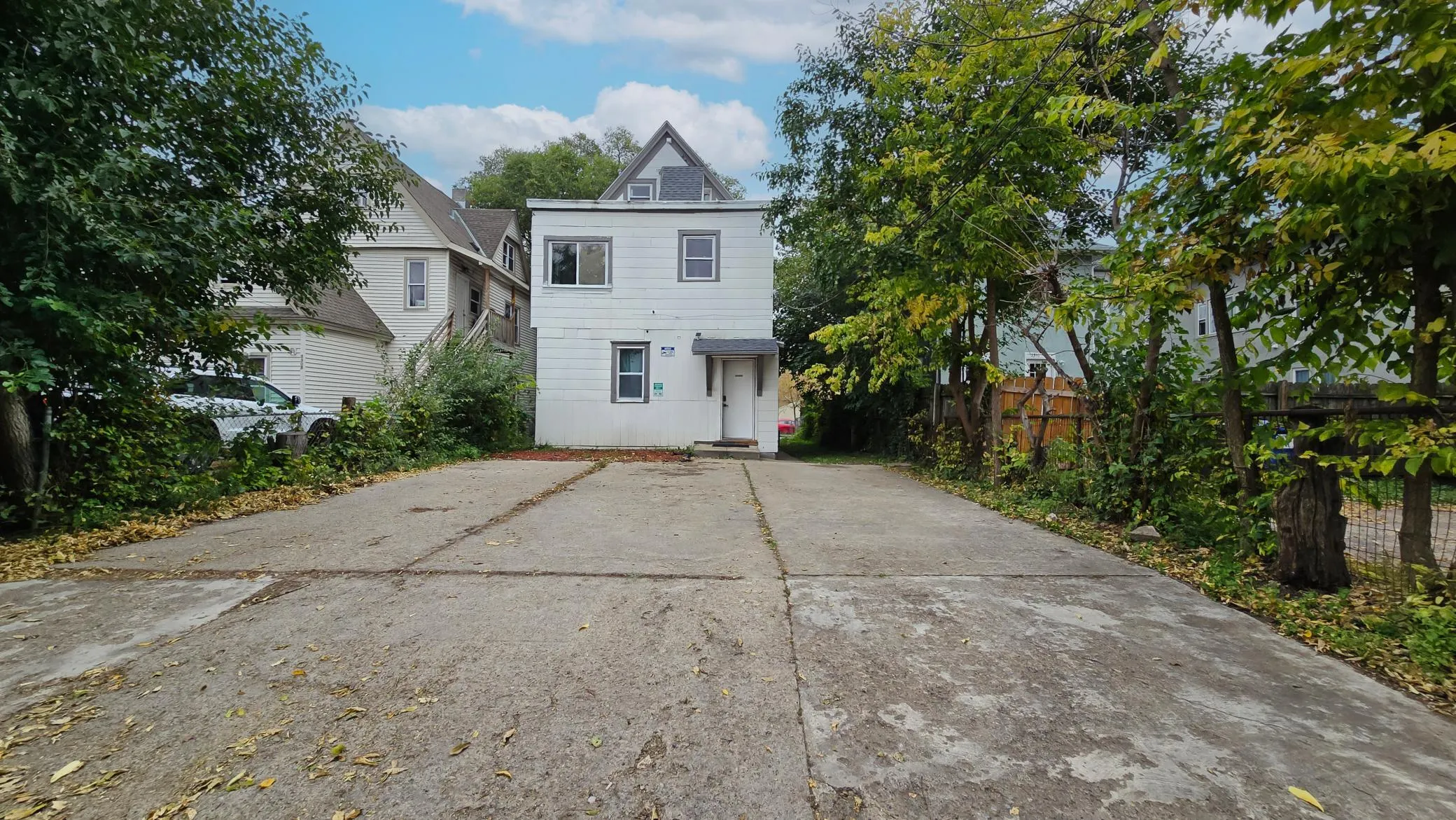 Photo 3 of 3310 Chicago Avenue